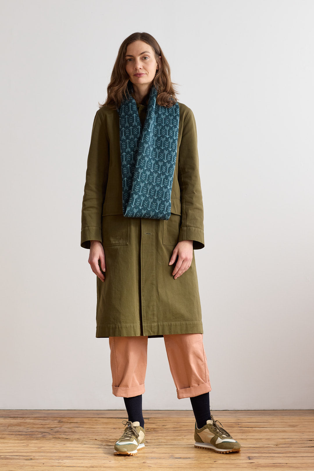 Circle Scarf "Arrow" - Ink & North Sea