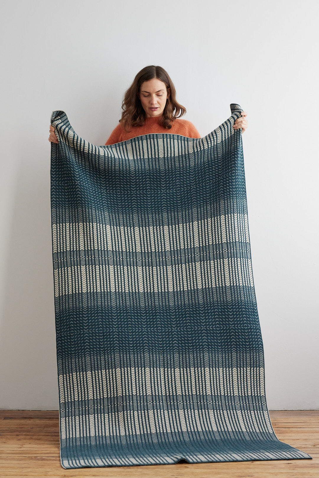 Blanket "Wave" - Ink & Oatmeal