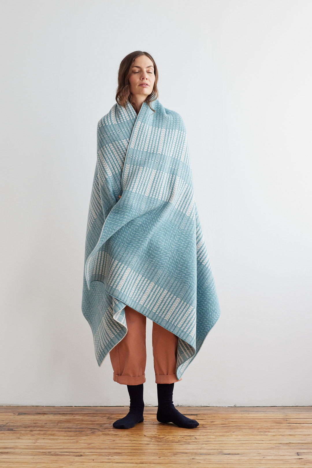 Blanket "Wave" - North Sea & Swansdown