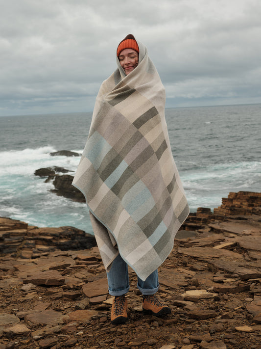 Blanket "Acre" - Haar, Dove, Moss (pre-order)