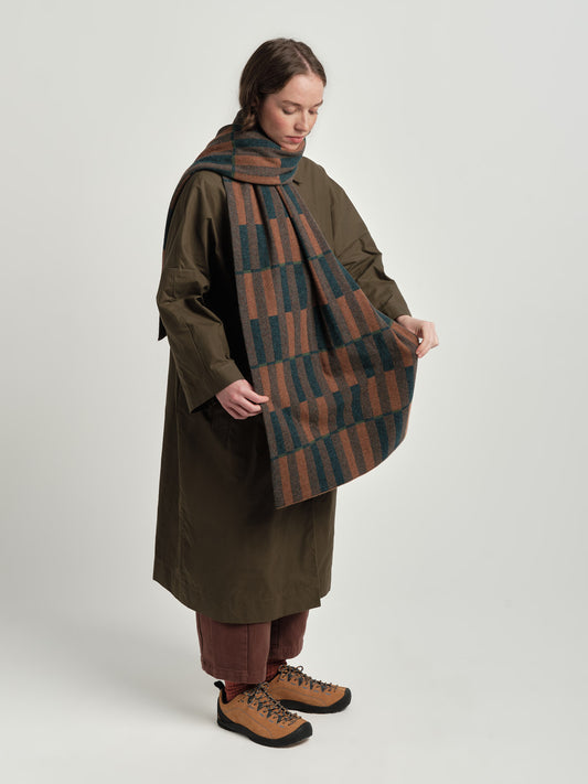 Scarf "Garden" - Hazelnut & Ink