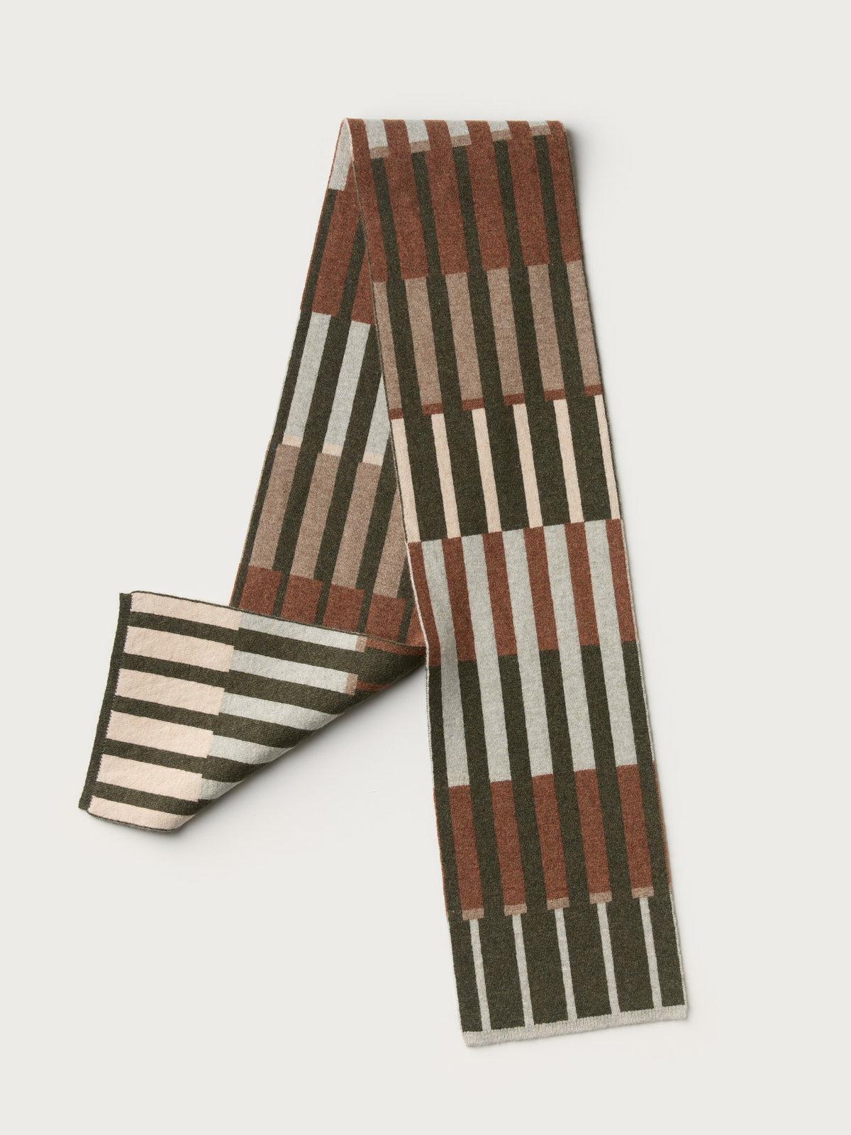 Small Scarf "Harbour" - Nettle, Hazelnut, Wren