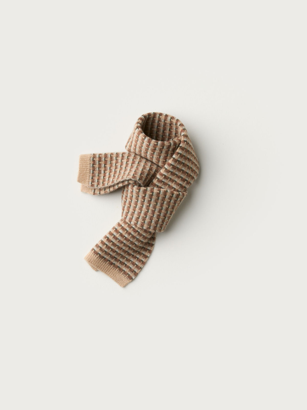 Neckerchief "Basket" - Barley, Hazelnut, Nettle