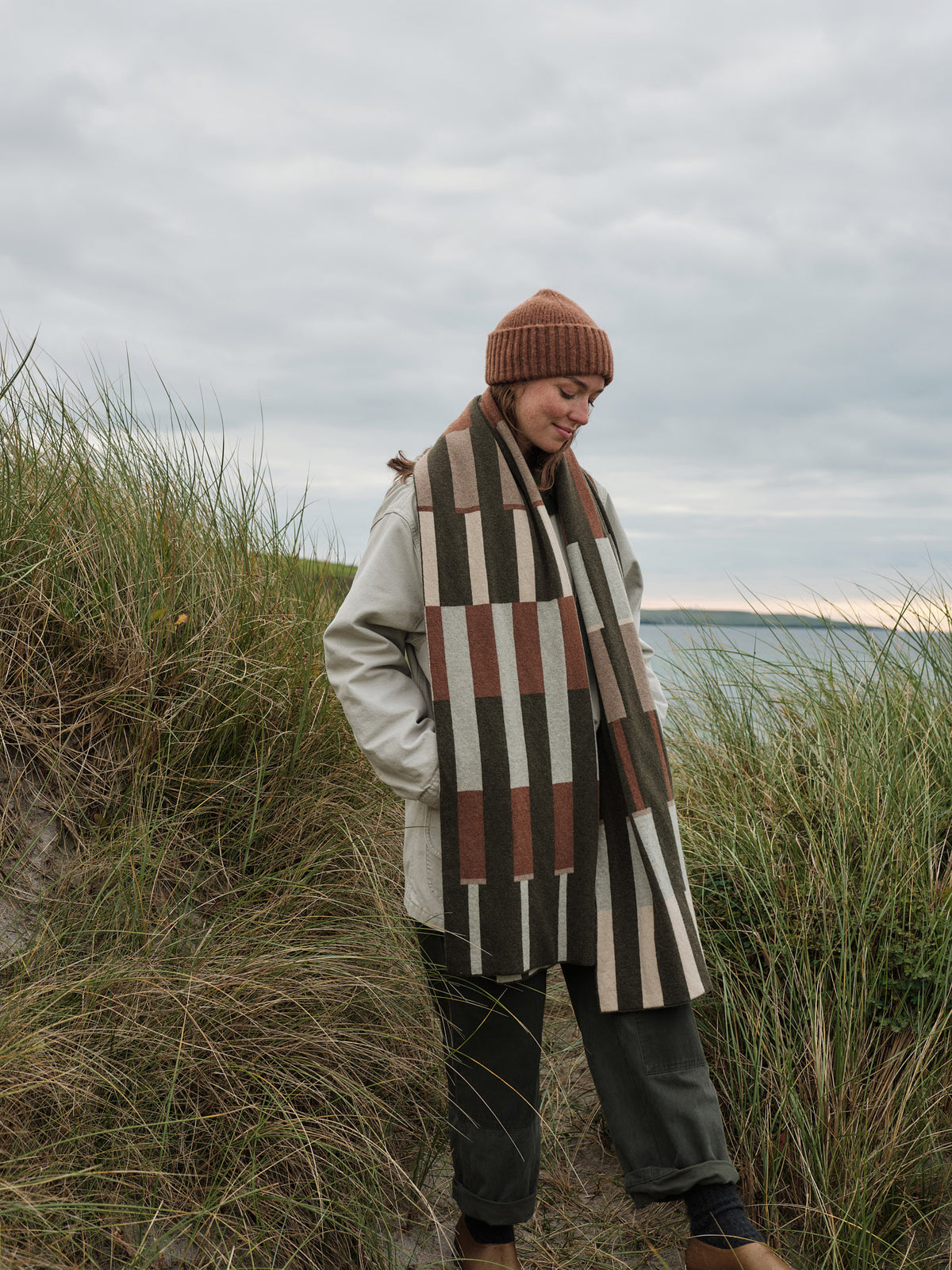 Scarf "Harbour" - Nettle, Hazelnut, Wren