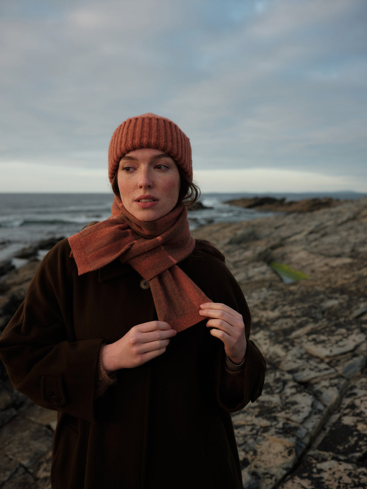 Small Scarf "Garden" - Iron Oxide & Hazelnut