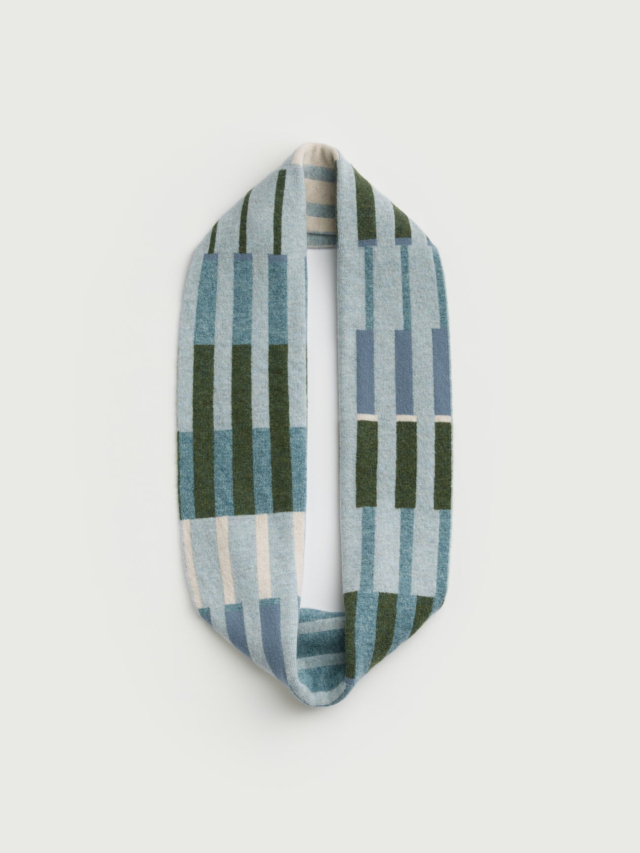 Circle Scarf "Harbour" - Haar, North Sea, Pine
