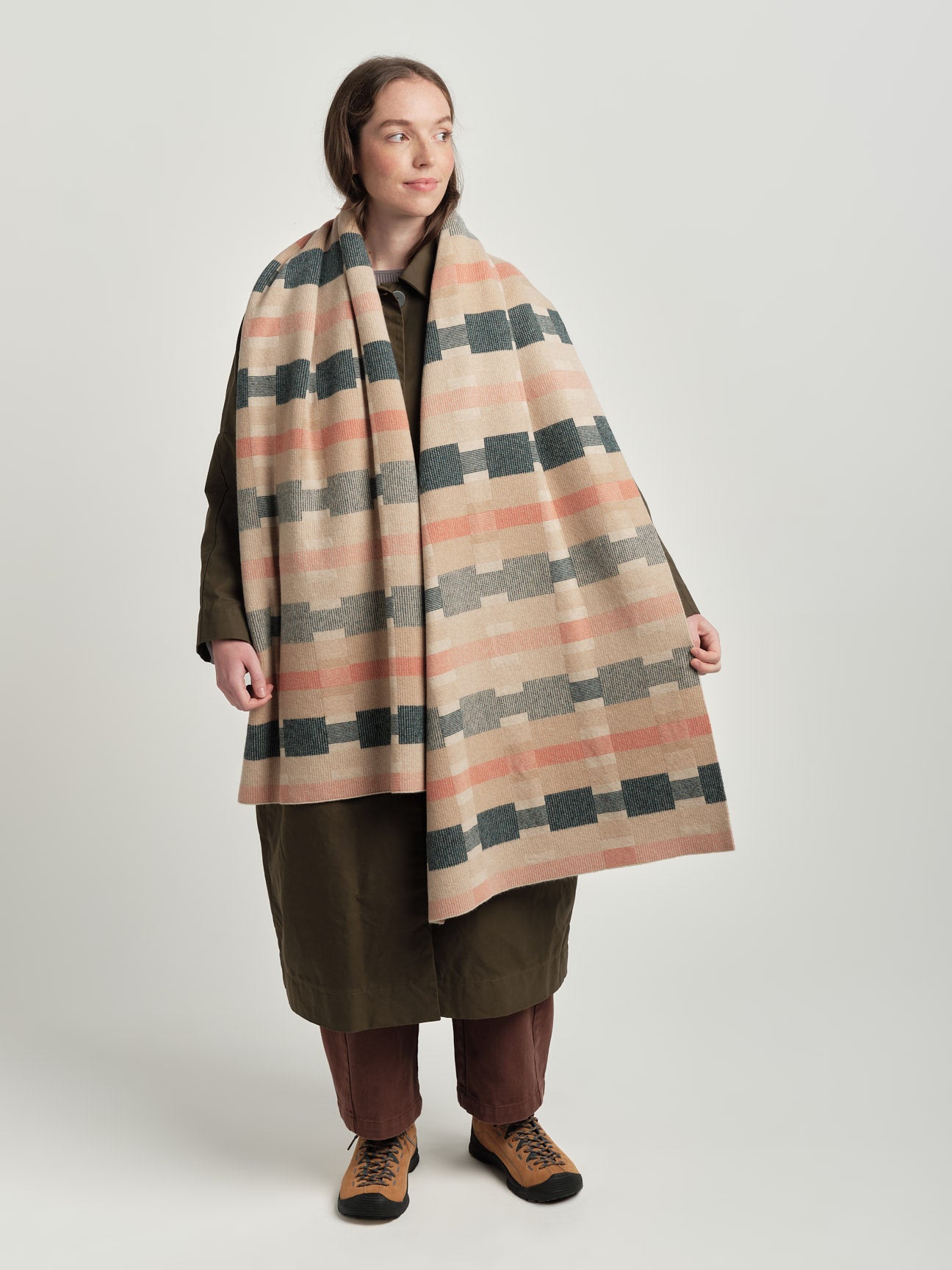 Scarf "Stockholm" - Barley, Rosehip, Ink